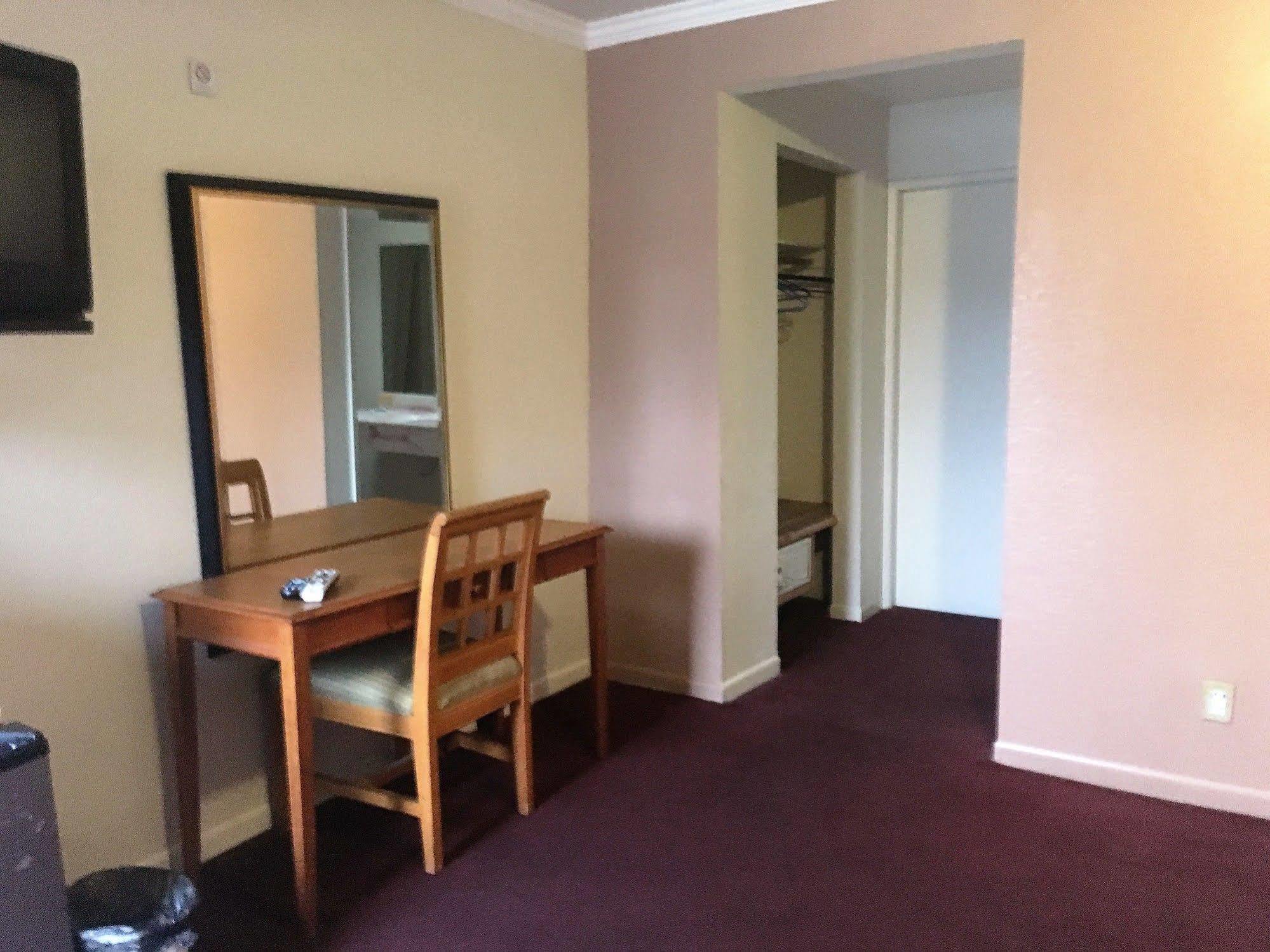 Mission Motel Lynwood Extérieur photo
